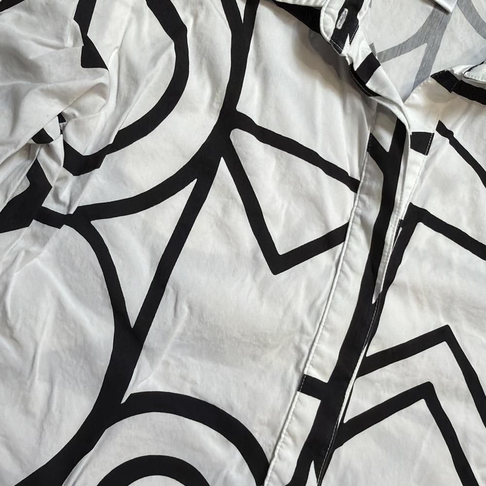Finley White W/Black Geometric Print Long Sleeve Button Down - Women's Sz L - Picture 2 of 5